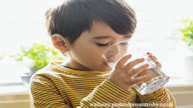 Kenali Gejala Dehidrasi pada Anak dan Cara Mengatasinya